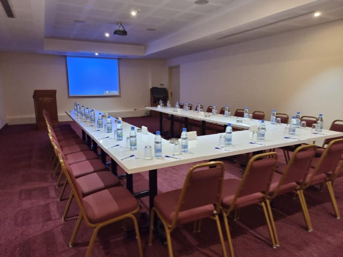 El Sheikh Suites Hotel Bejrut Zewnętrze zdjęcie